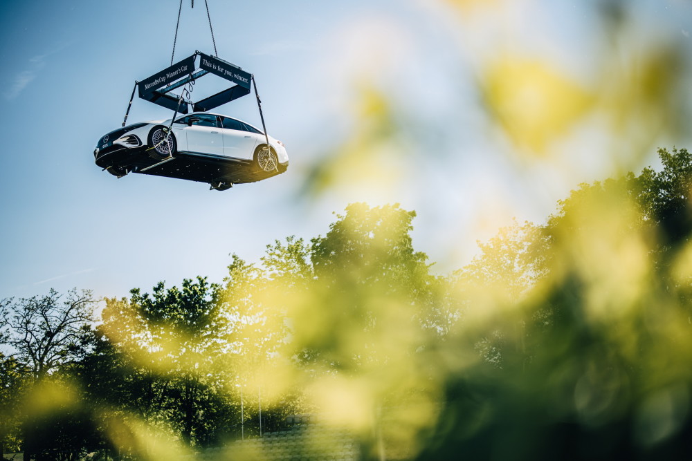 拭目以待 拭目以待