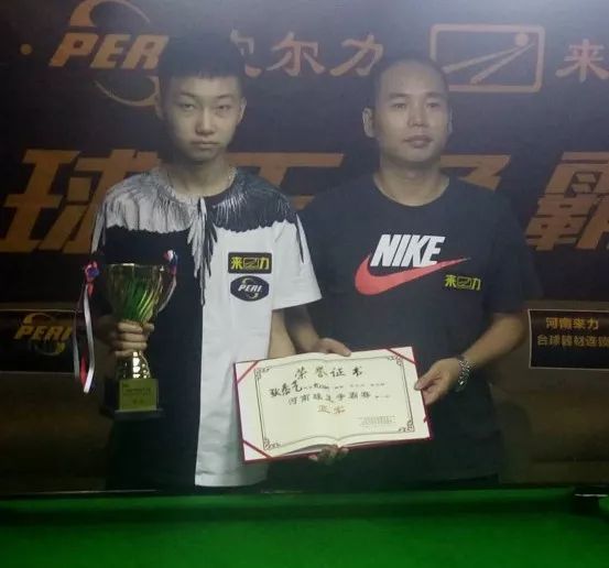 这背后与公 这背后与公